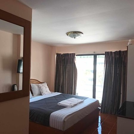 Patong Rose Guest House 50M To Beach Dış mekan fotoğraf
