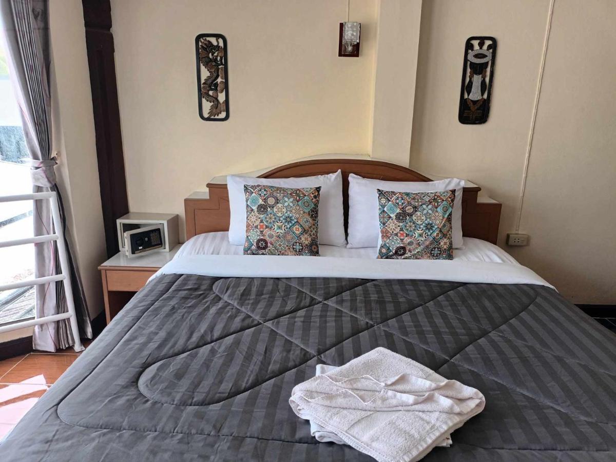Patong Rose Guest House 50M To Beach Dış mekan fotoğraf