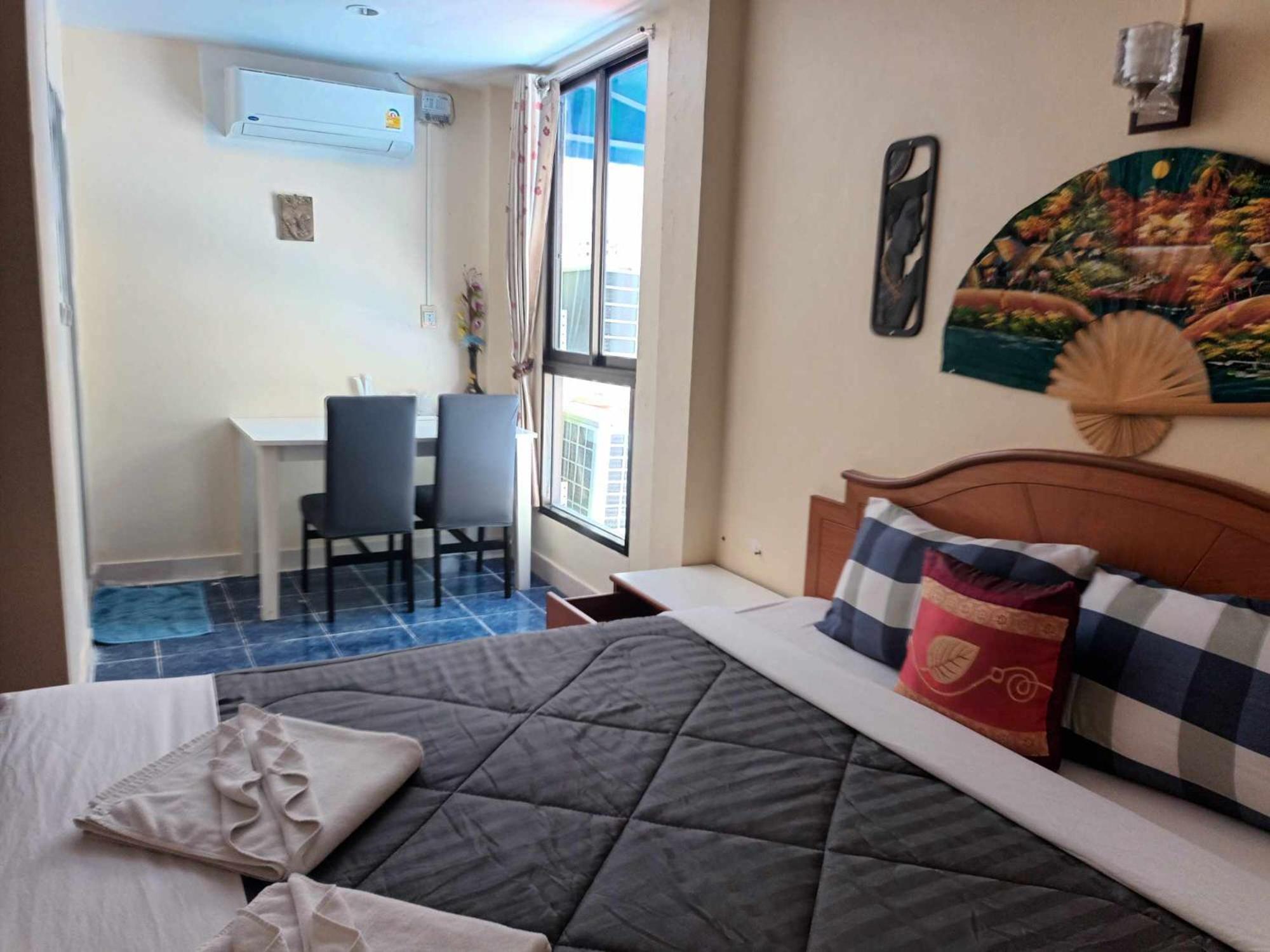 Patong Rose Guest House 50M To Beach Dış mekan fotoğraf