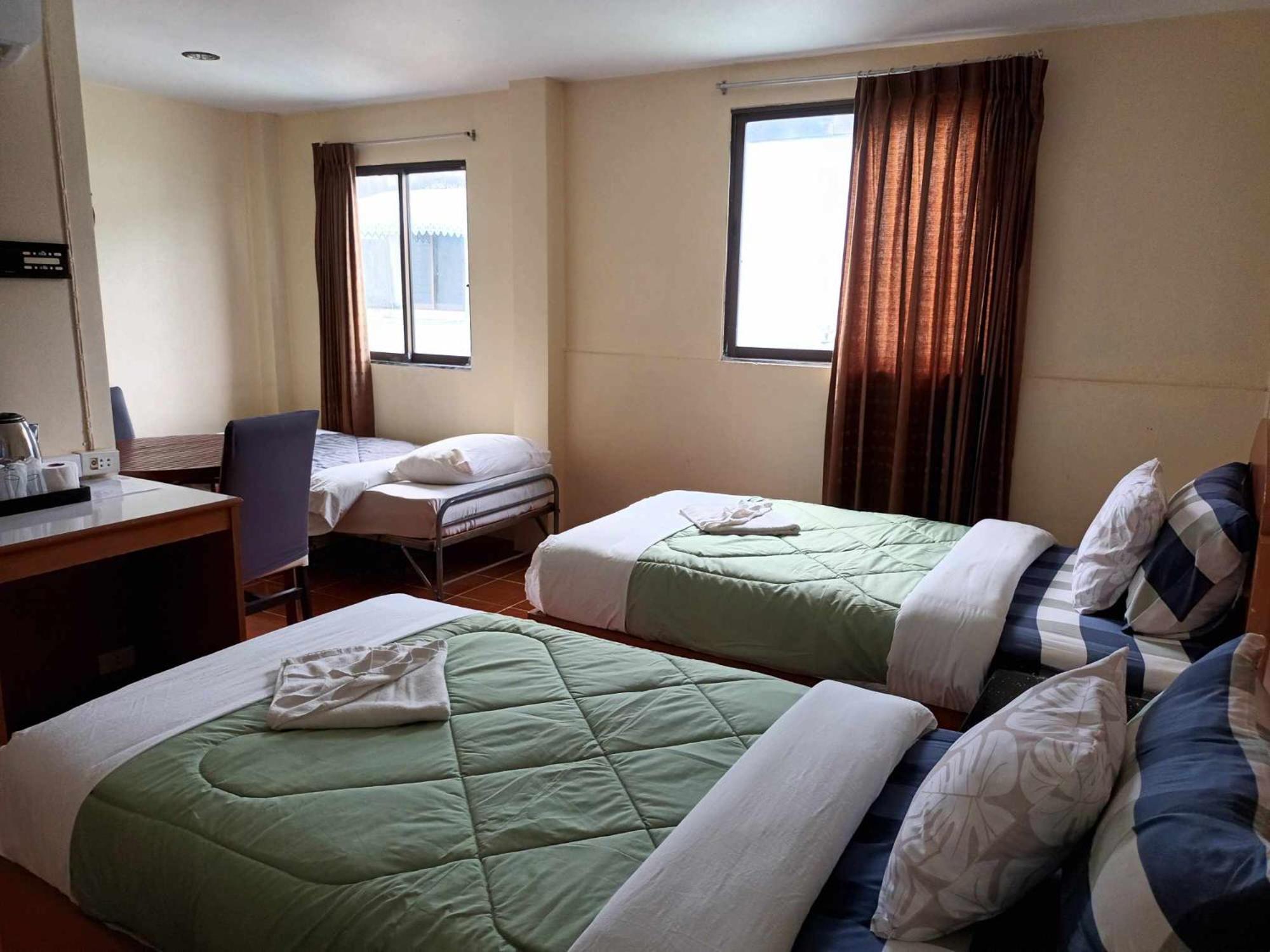 Patong Rose Guest House 50M To Beach Dış mekan fotoğraf