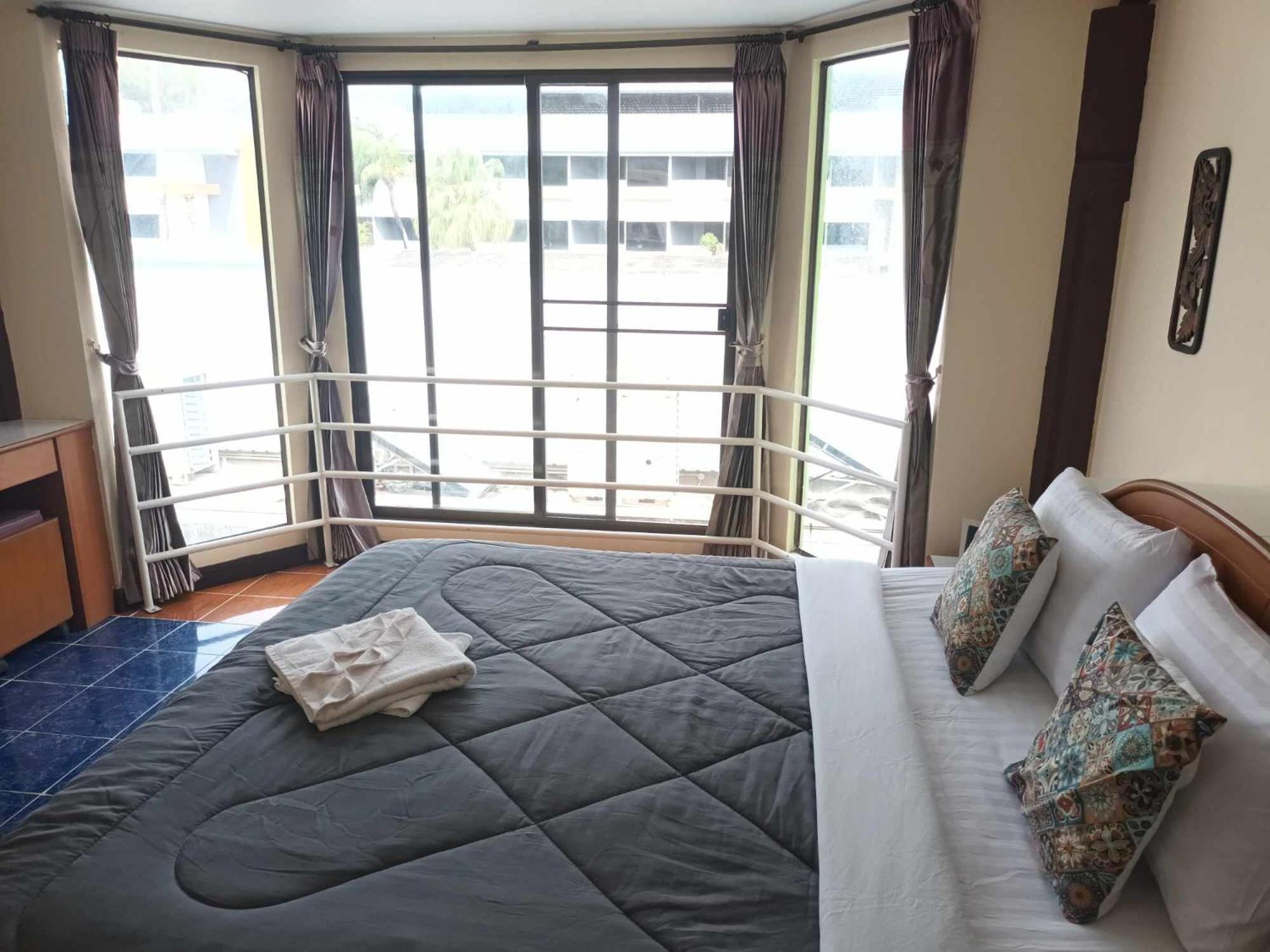Patong Rose Guest House 50M To Beach Dış mekan fotoğraf