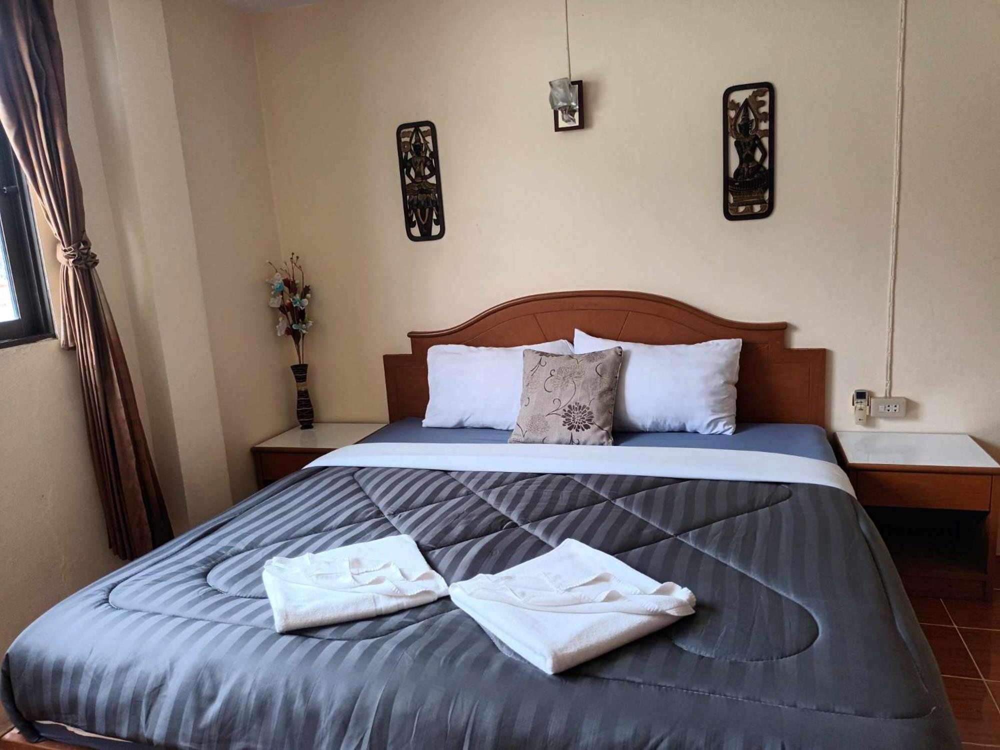 Patong Rose Guest House 50M To Beach Dış mekan fotoğraf
