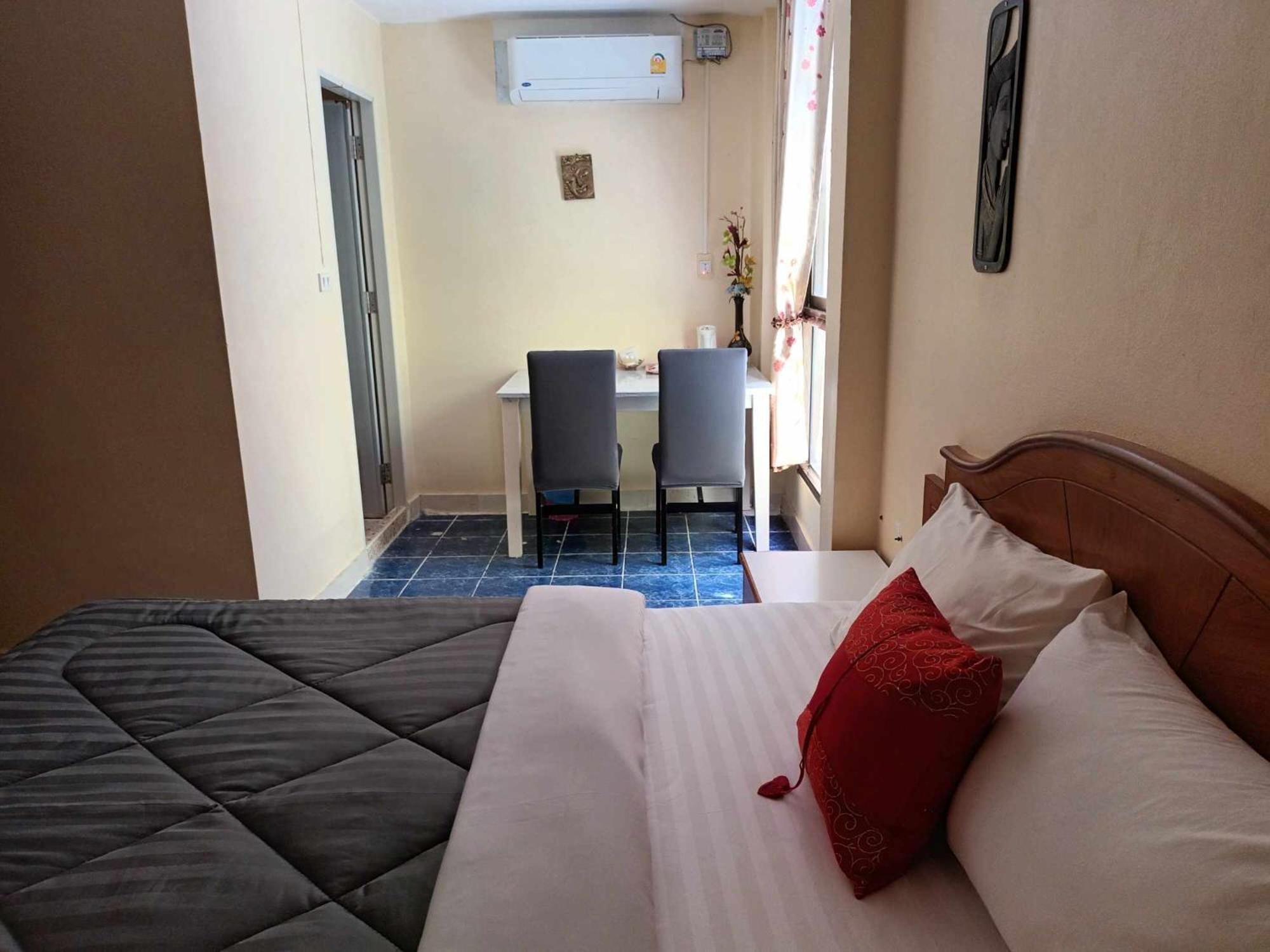 Patong Rose Guest House 50M To Beach Dış mekan fotoğraf